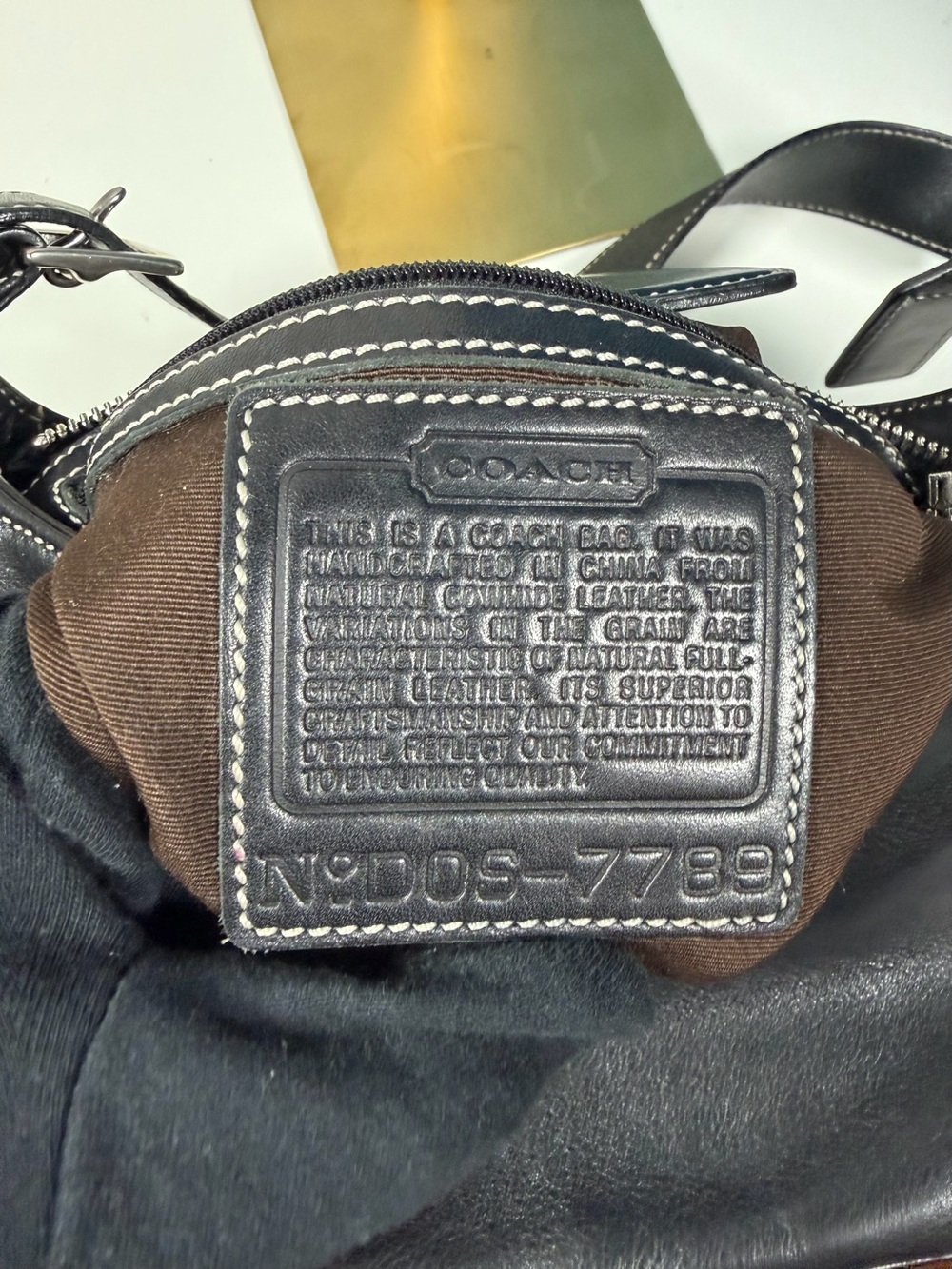 VTG Y2k Coach Hamptons hobo shoulder 6.5 in H x 8.5 in L top, & 11 in L No.7789 - Picture 3 of 9